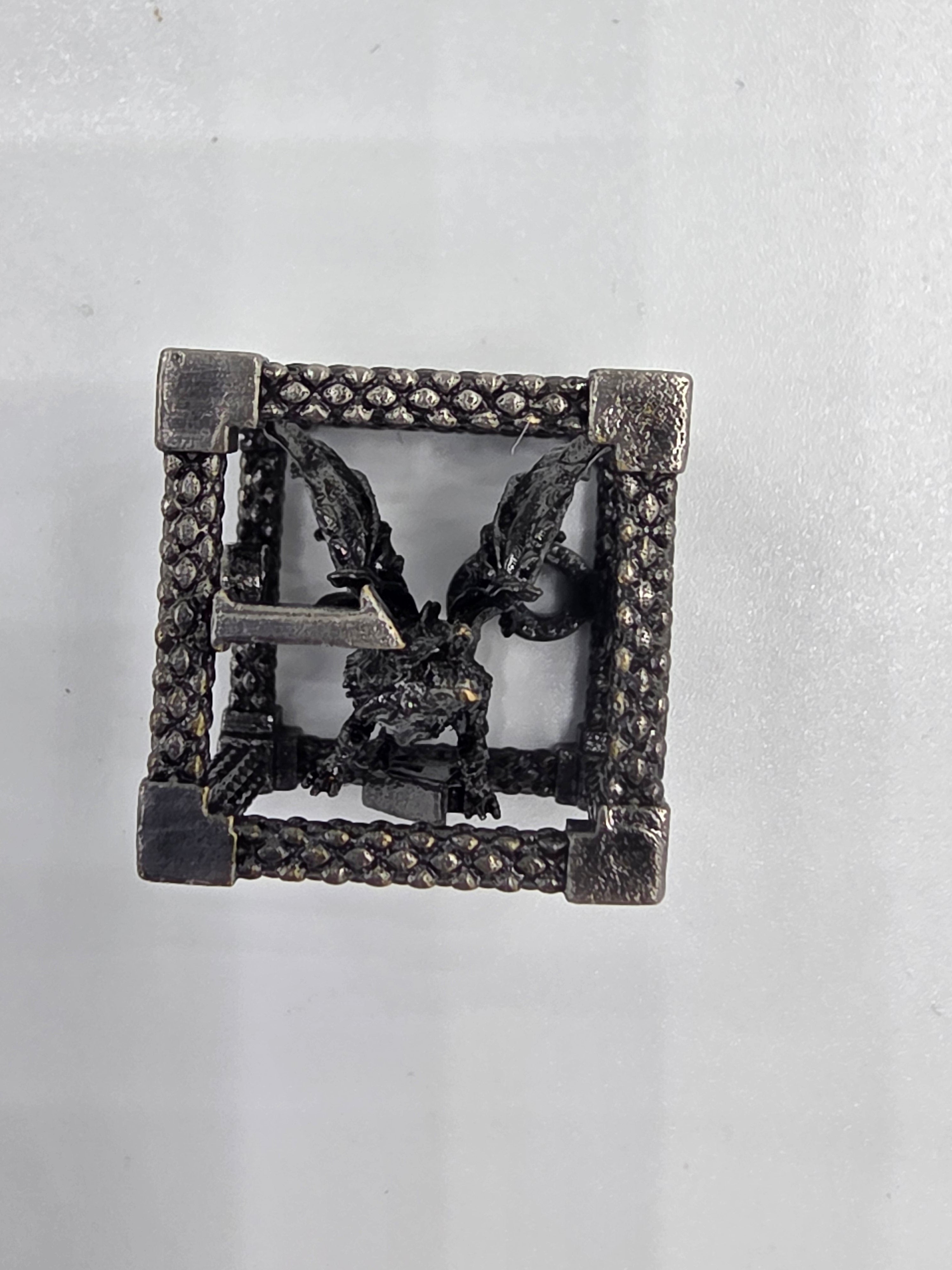 Hollow metal dragon dice
