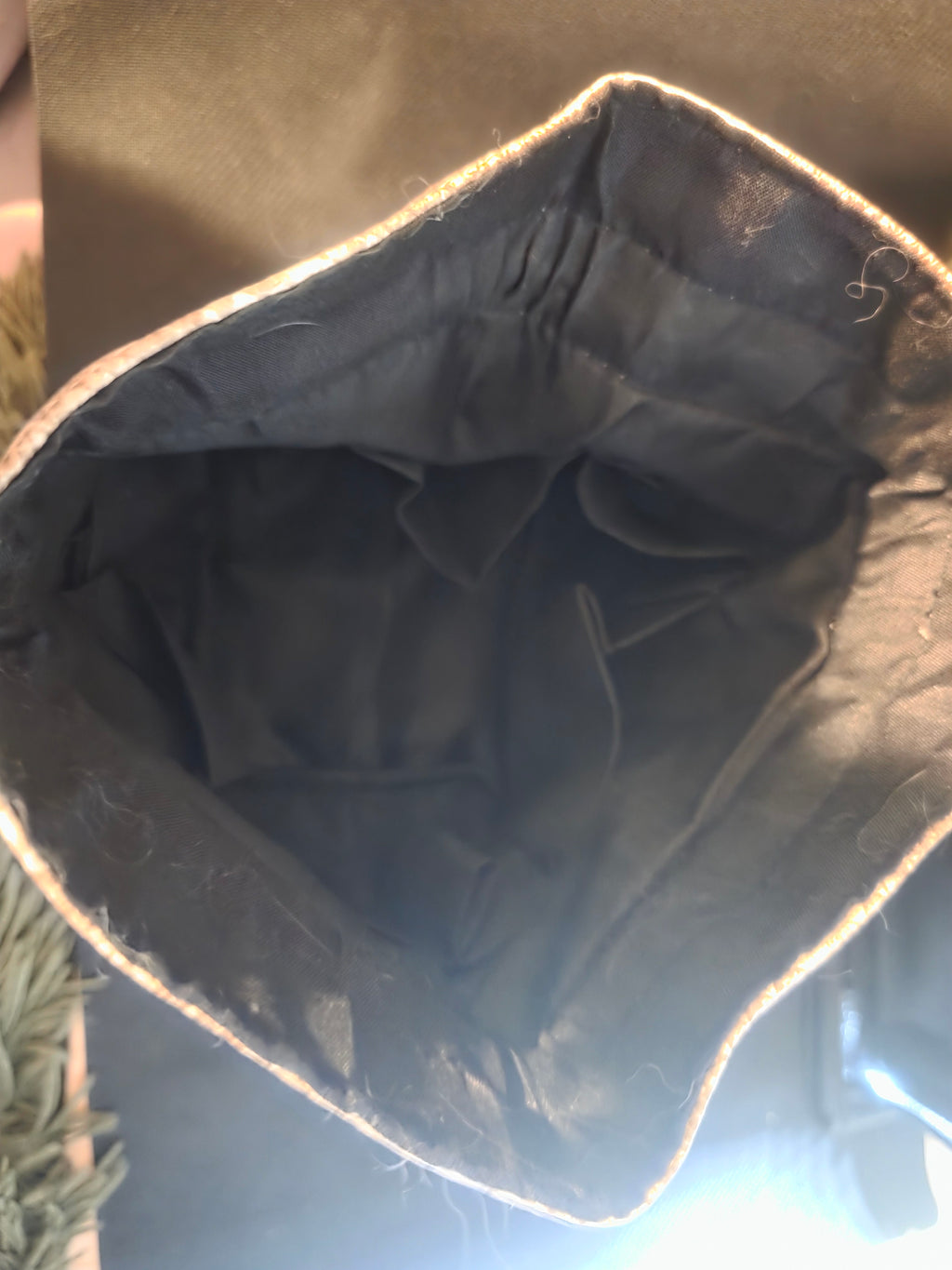Dragon dice bag