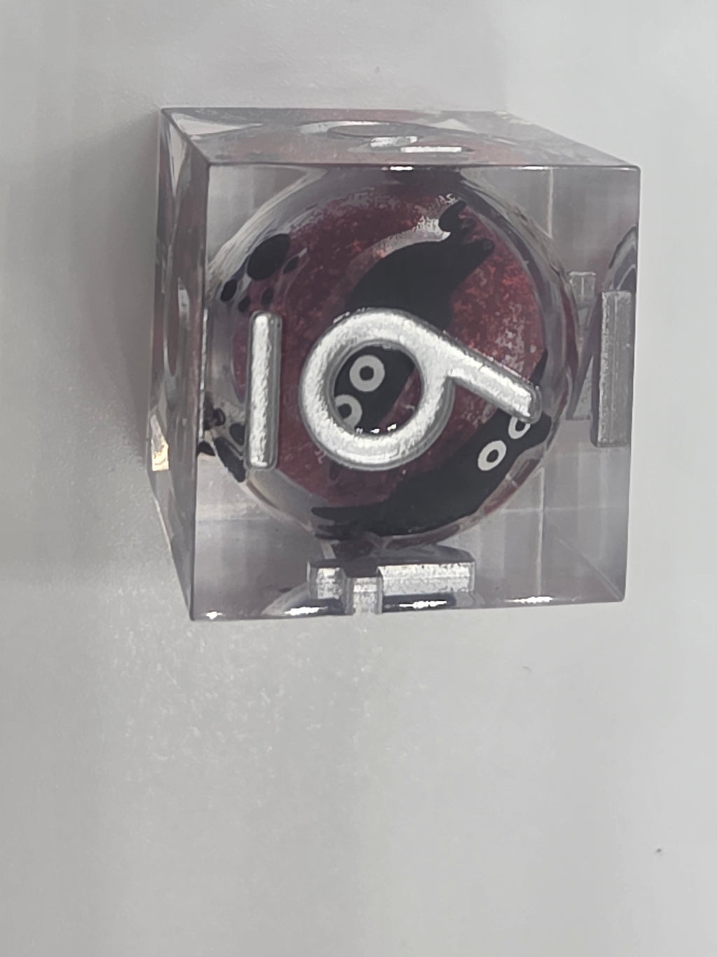 Cat liquid core dice