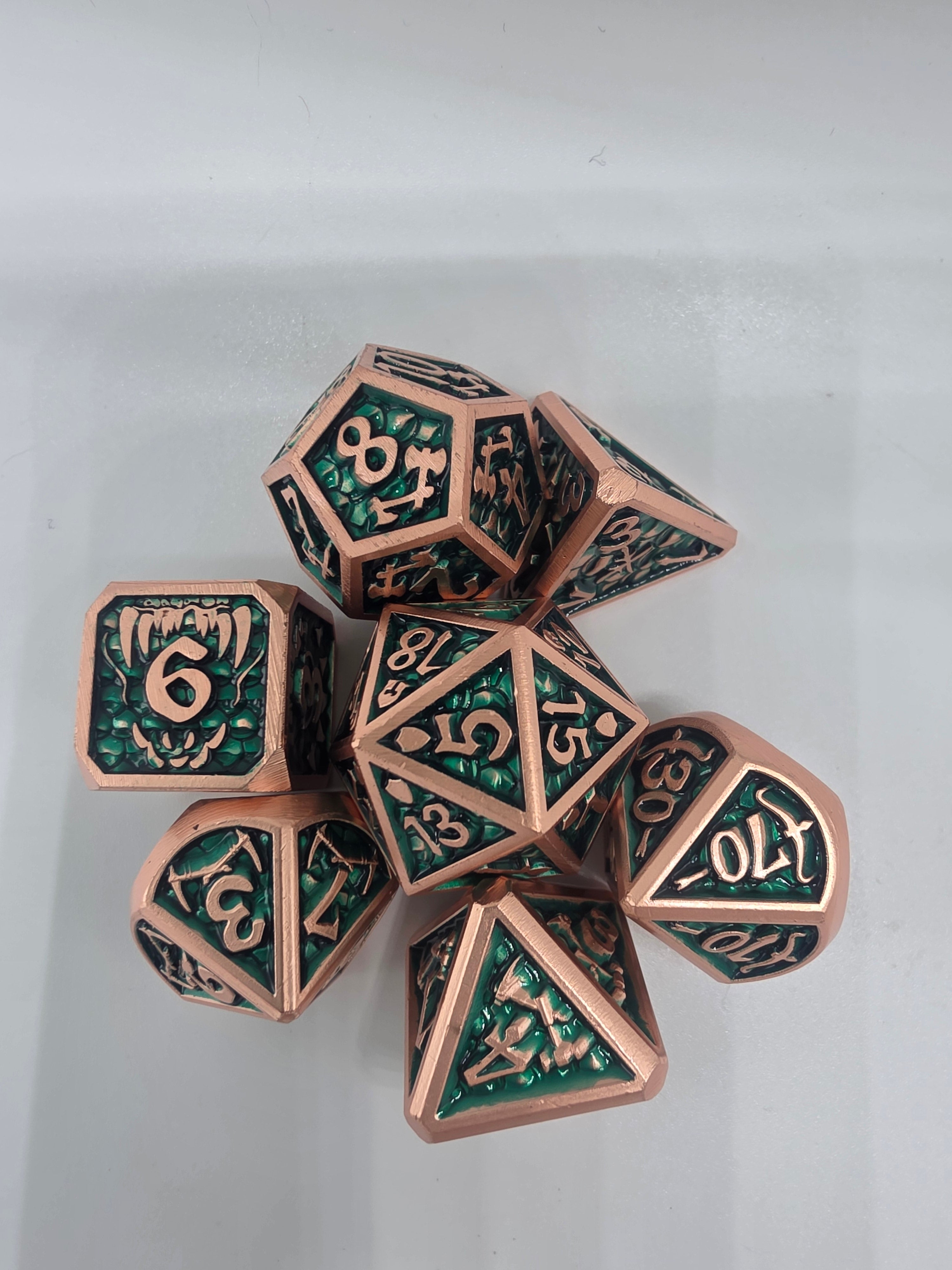 Weapon dice set