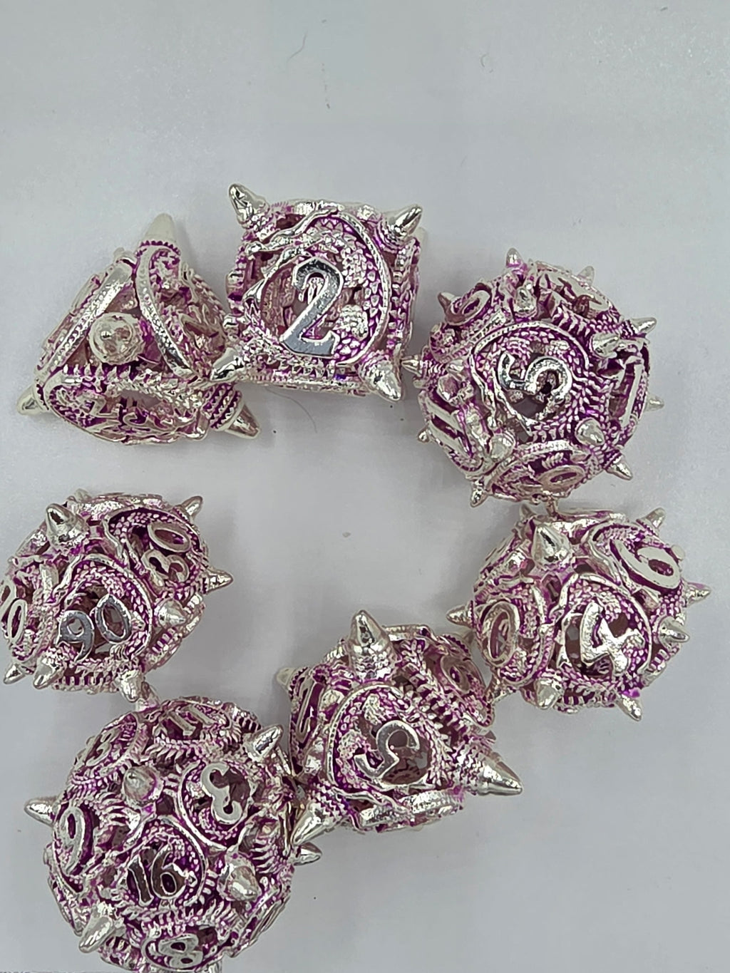 Hollow dragon dice set
