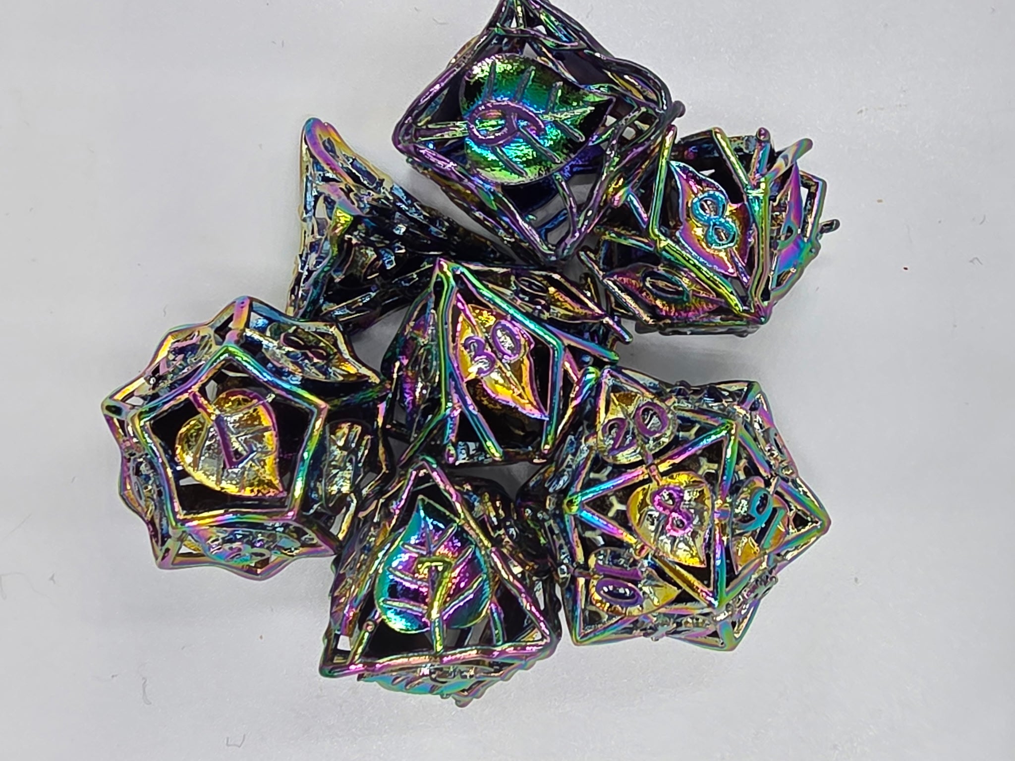 Multicolor hollow dice leaf dice set