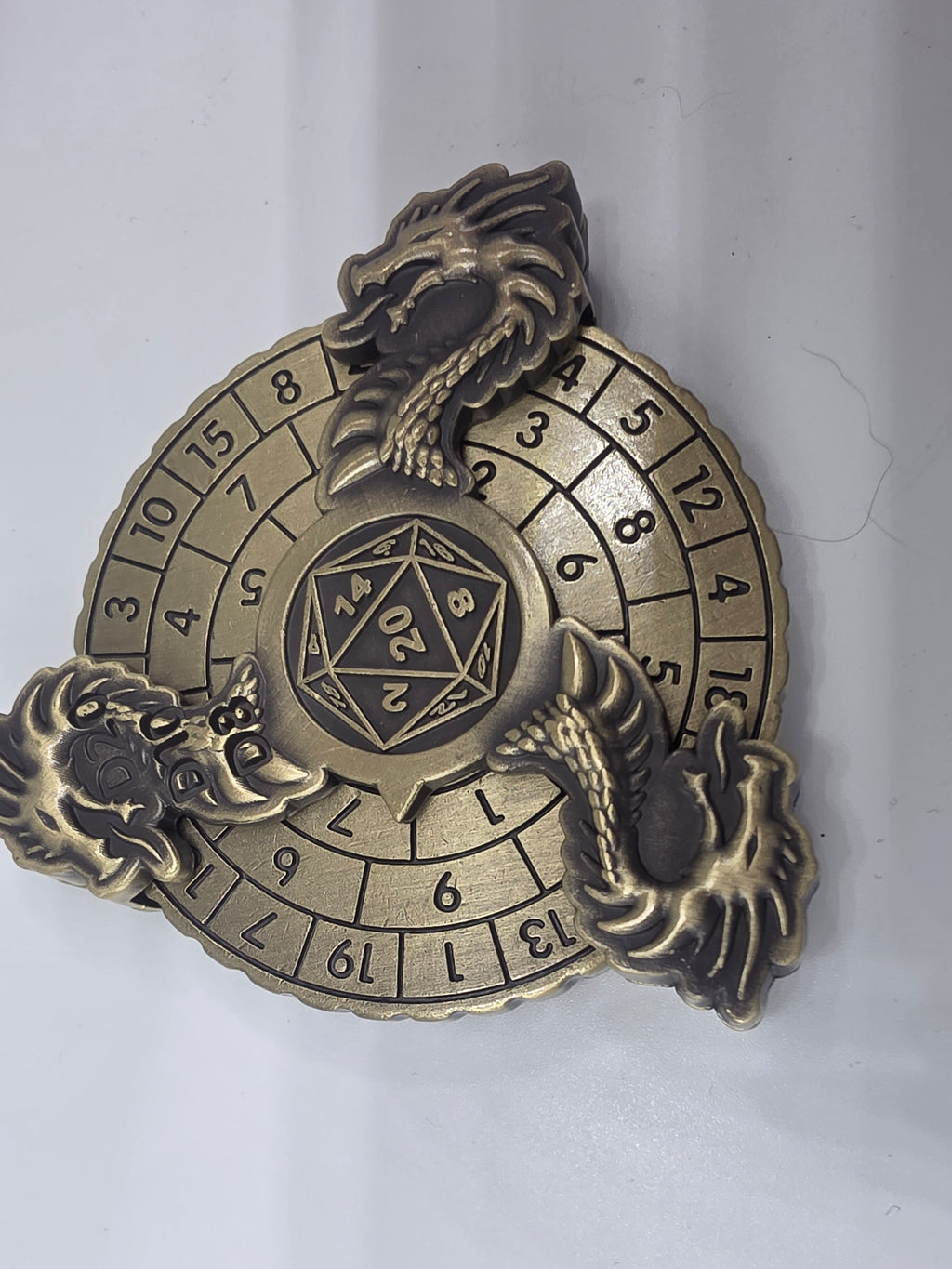 Dragon dice spinner